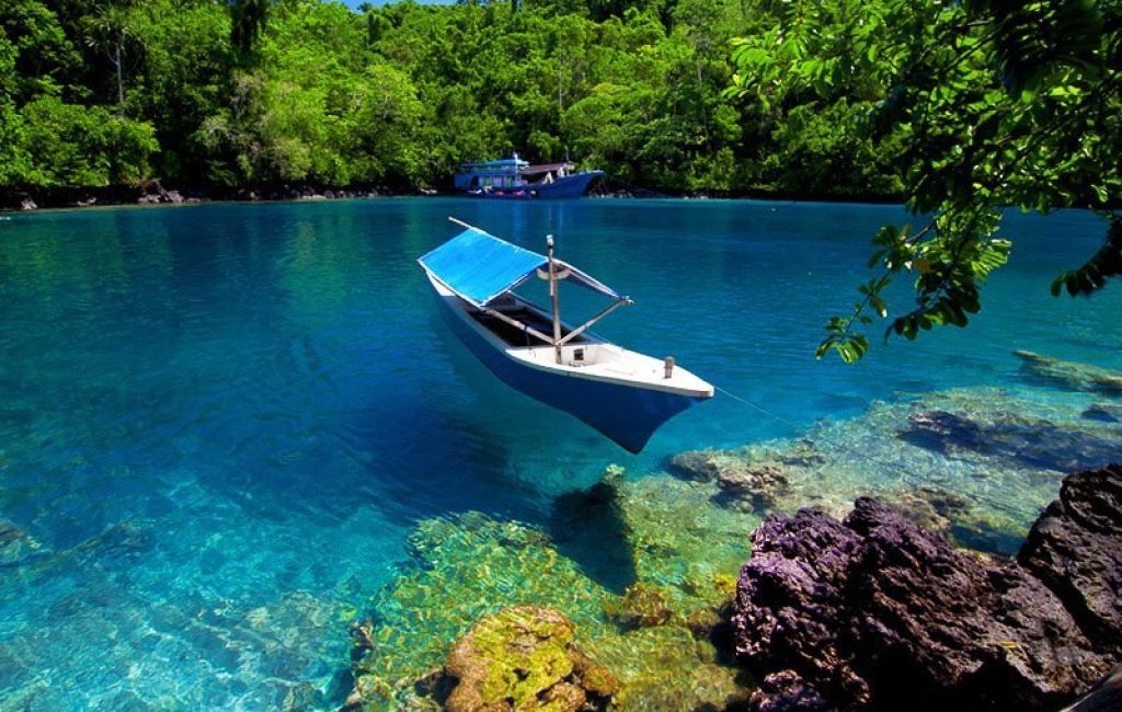 North Maluku 5 hari 4 malam