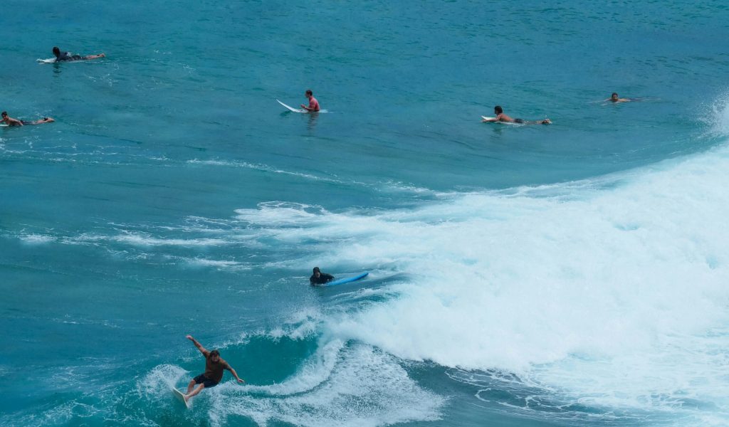 surfing